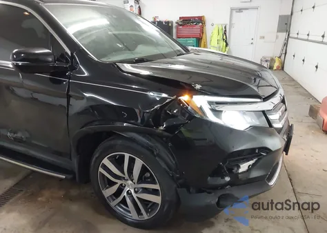 2017 Honda Pilot Elite z USA, uszkodzony, nr VIN 5FNYF6H08HB047640